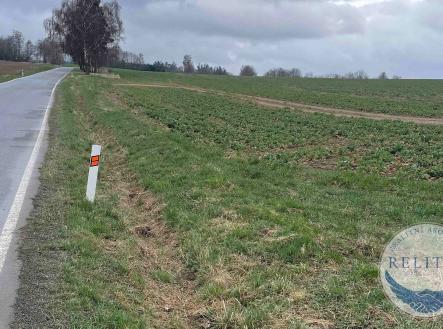 Prodej pozemku pro bydlení, 1 300 m²