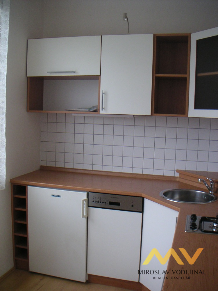 Pronájem pěkného bytu 1+1, 35 m², Hradec Králové - ul. Vysocká