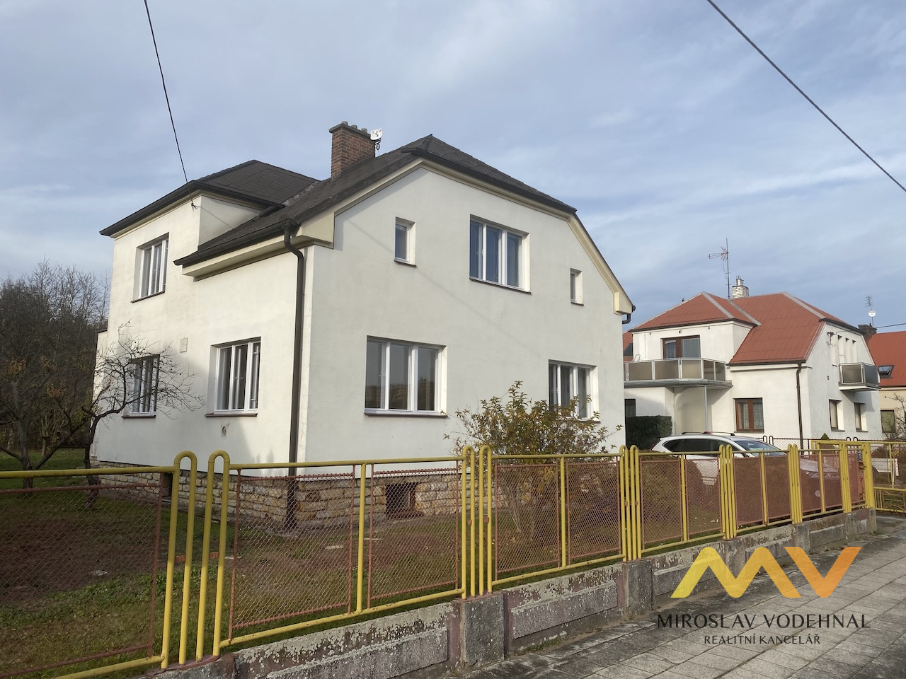 Pronájem rodinného domu 5+1, 150 m2, Hradec Králové - ul. Na Jezírkách.