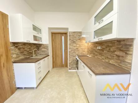 Pronájem bytu, 2+kk, 41 m²