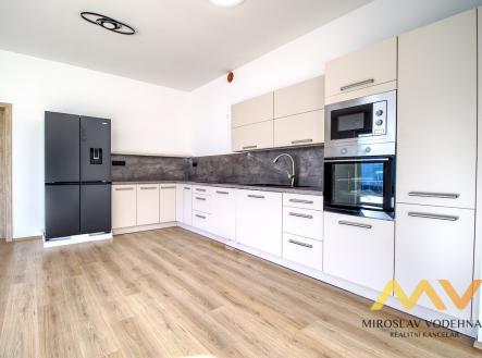 Pronájem domu/vily, 121 m²