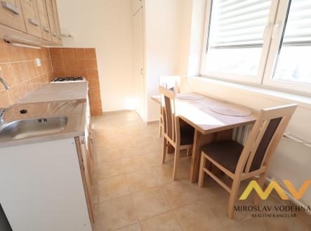 Pronájem bytu, 1+1, 37 m²