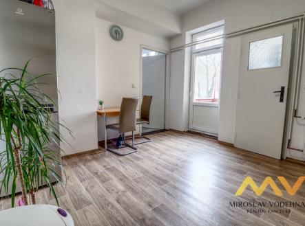 Pronájem bytu, 2+1, 79 m²