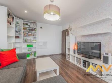 Pronájem bytu, 3+1, 98 m²