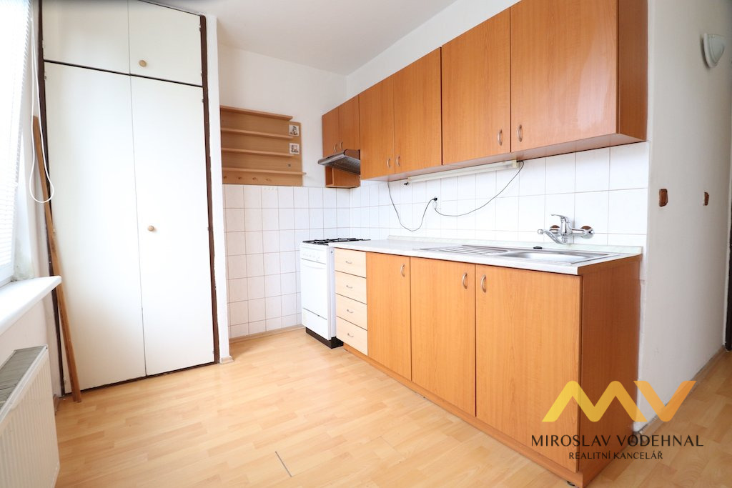 Pronájem bytu 1+1, 40 m2 + lodžie, Hradec Králové – ul. Na Zahrádkách.