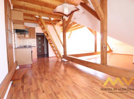 Pronájem bytu, 2+kk, 65 m²
