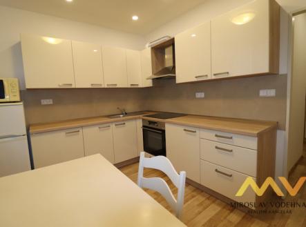 Pronájem bytu, 2+kk, 42 m²