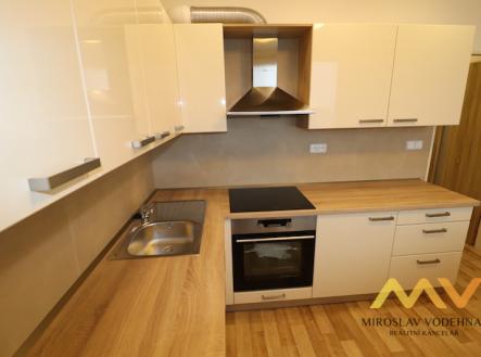 Pronájem bytu, 2+kk, 42 m²