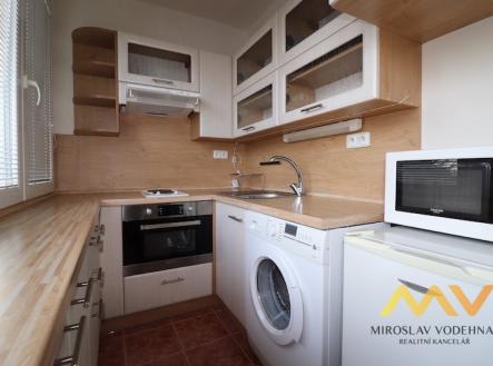 Pronájem bytu, 1+kk, 30 m²