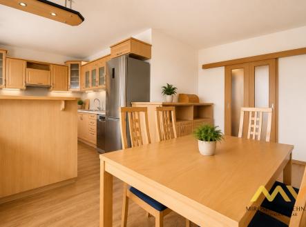 Prodej bytu, 4+kk, 90 m²