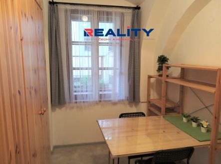 Pronájem bytu, 1+kk, 34 m²
