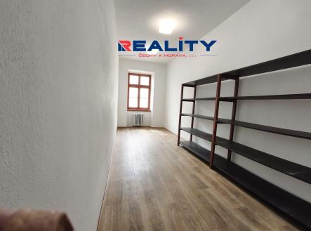 Pronájem obchodní prostor