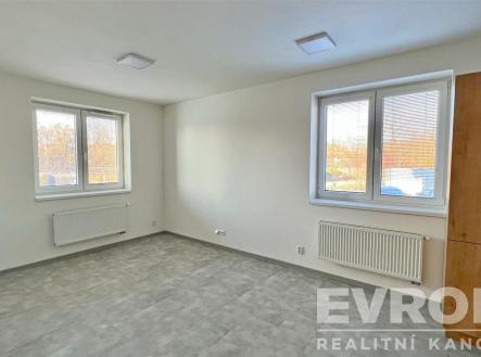 Pronájem bytu, 2+kk, 44 m²
