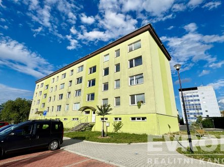 Pronájem světlého bytu 2+1 (43 m²) v klidné lokalitě Litovle