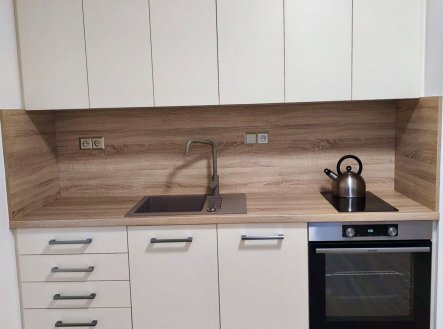 Pronájem bytu, 1+kk, 39 m²