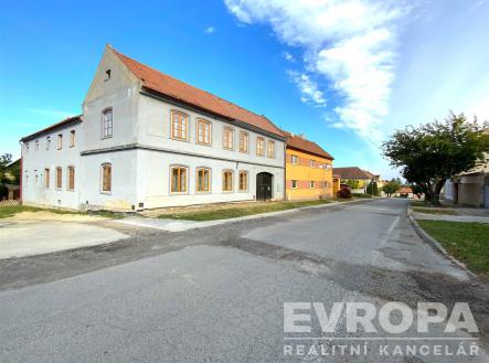 Prodej - zemědělský objekt, 2 607 m² obrázek