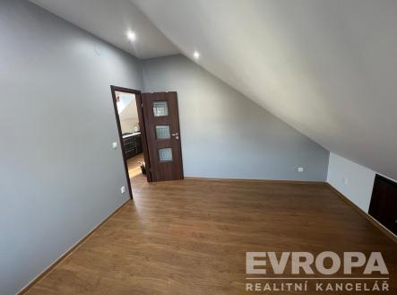 Pronájem bytu, 2+kk, 60 m²