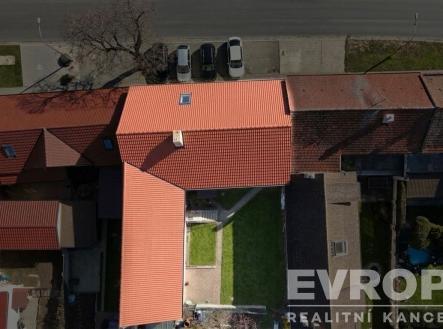 Pronájem bytu, 3+kk, 70 m²