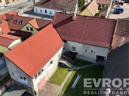 Pronájem bytu, 3+kk, 70 m²