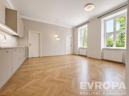 Pronájem bytu, 2+kk, 56 m²