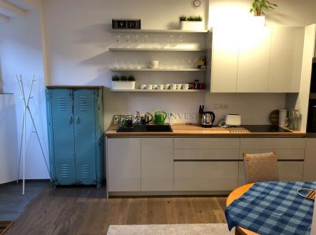 Pronájem bytu, 2+1, 70 m²