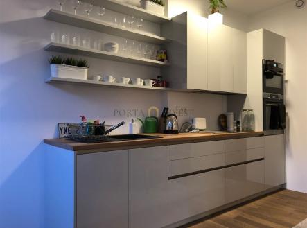 Pronájem bytu, 2+1, 70 m² obrázek