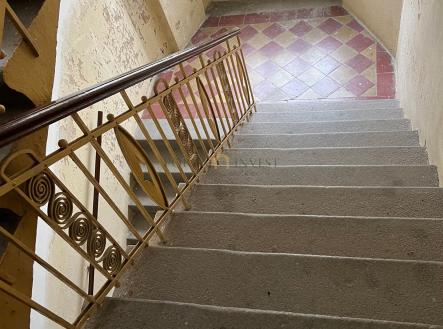 Prodej nájemního domu, 1 841 m²