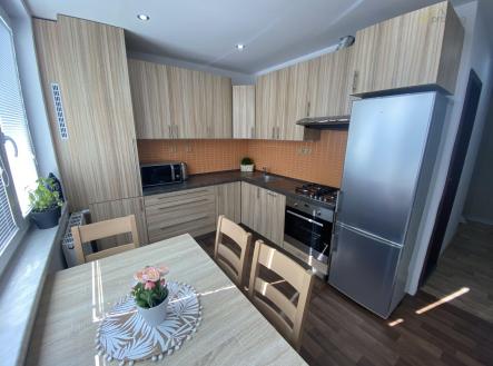 Pronájem bytu, 2+1, 65 m²