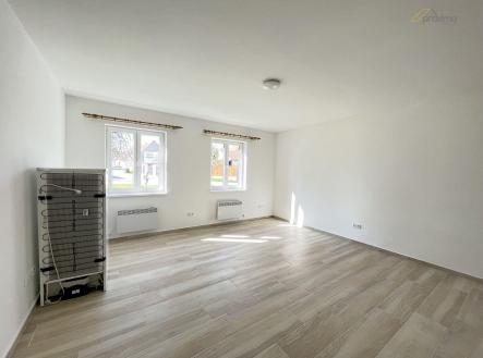 Pronájem bytu, 1+kk, 30 m²