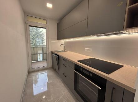 Pronájem bytu, 3+1, 72 m²