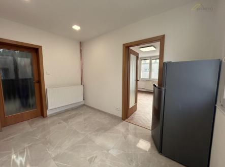 Pronájem bytu, 3+1, 72 m²