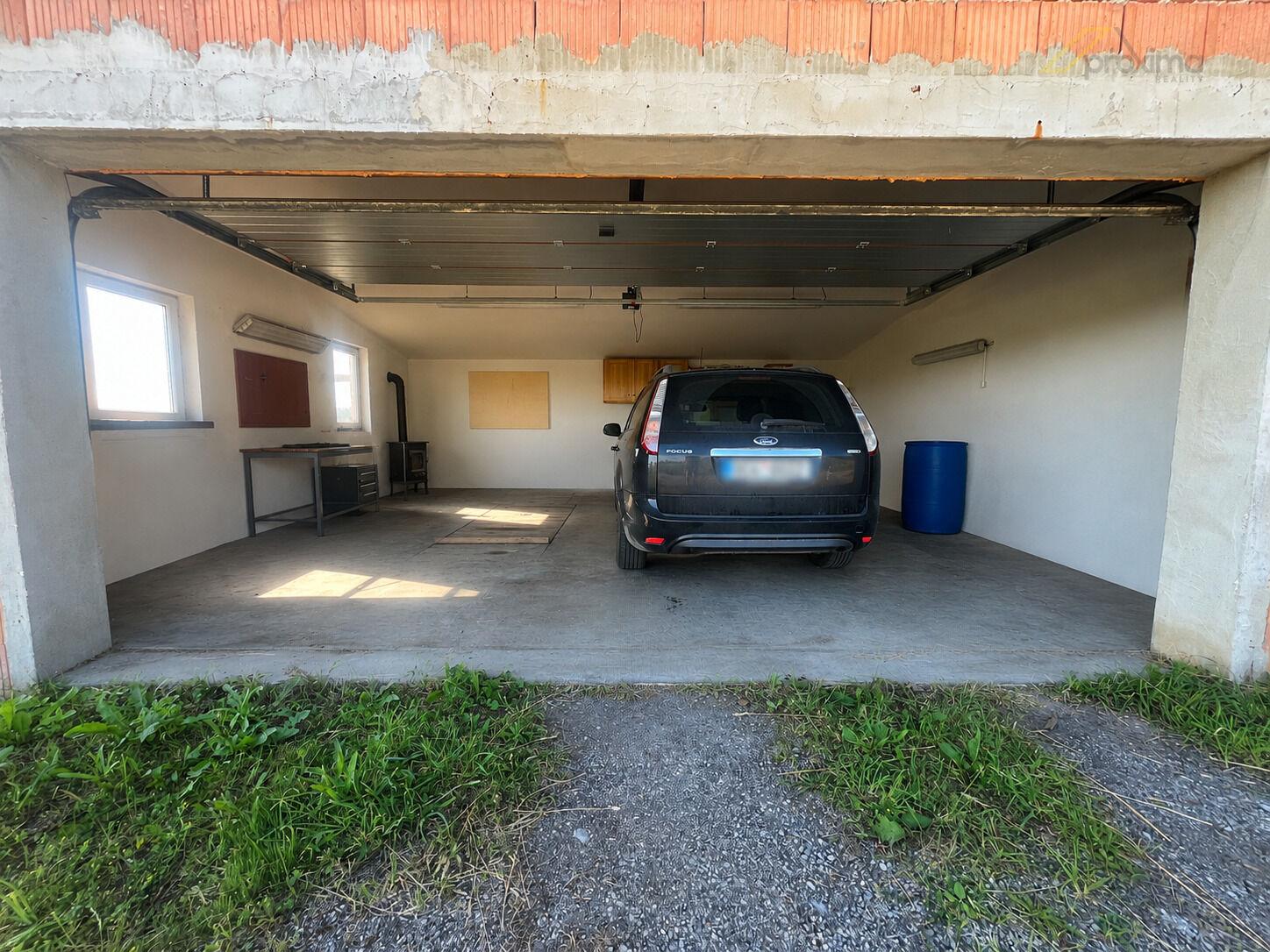 Pronájem dvojgaráže a zahrady 869 m2, Stradov u Kaplice