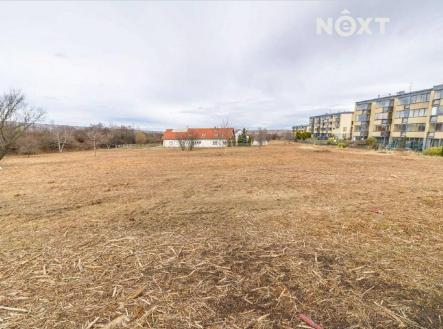 Prodej pozemku pro komerční výstavbu, 9 821 m²