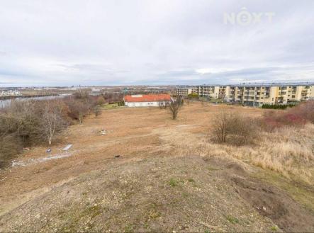Prodej pozemku pro komerční výstavbu, 9 821 m²
