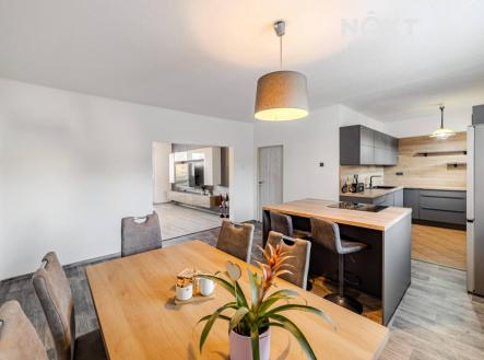 Prodej domu/vily, 215 m²