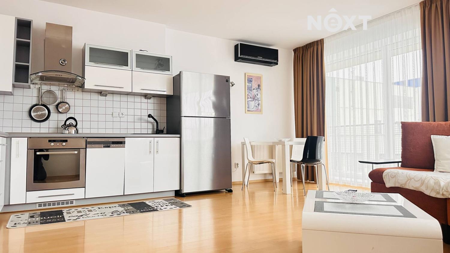 Pronájem byt 2+kk, 86㎡