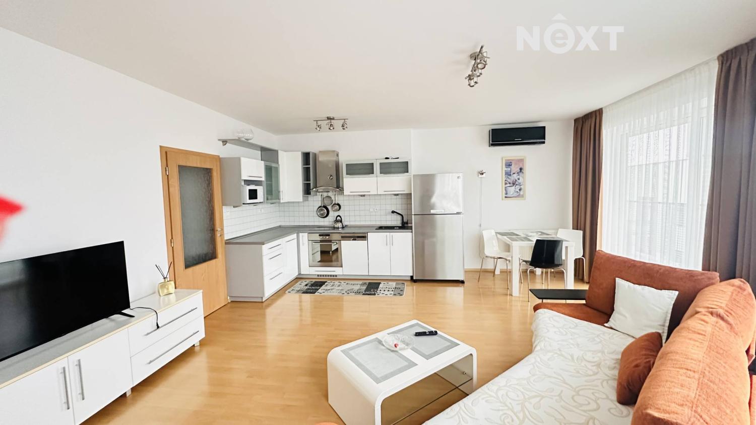 Pronájem byt 2+kk, 86㎡