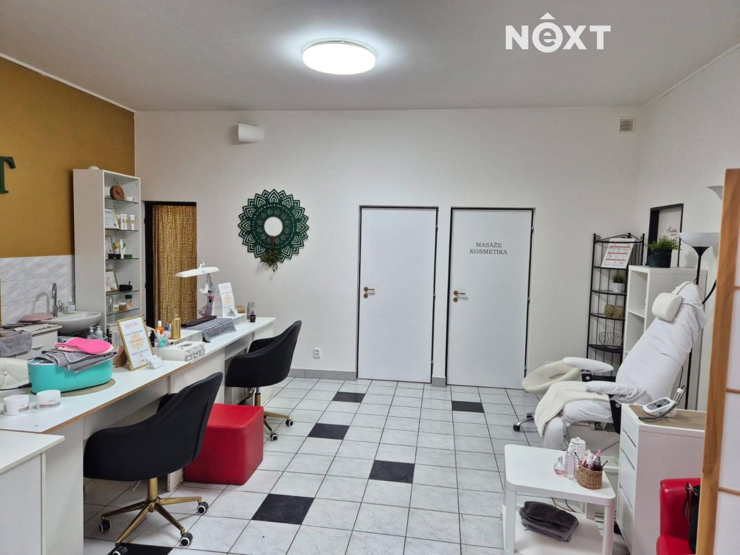 Pronájem komerční Obchodní prostory, 49㎡