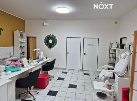 Pronájem komerčního objektu, obchodní centrum, 49 m²