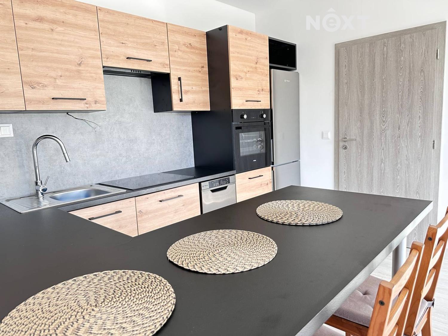 Pronájem byt 3+kk, 56㎡