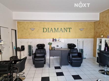 Pronájem komerčního objektu, obchodní centrum, 49 m²