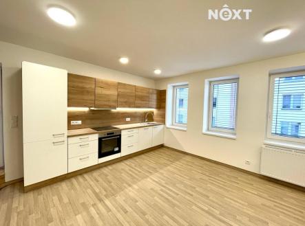 Pronájem bytu, 2+kk, 65 m²