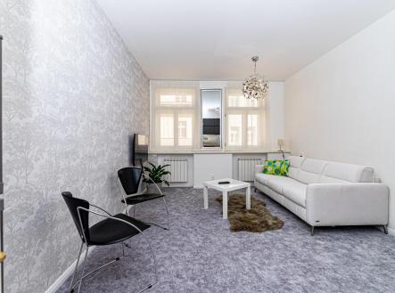 Pronájem bytu, 1+kk, 30 m²