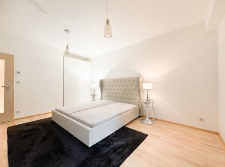 Pronájem bytu, 2+kk, 68 m²