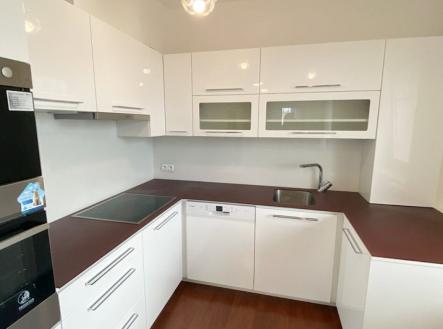 Prodej bytu, 3+kk, 69 m²