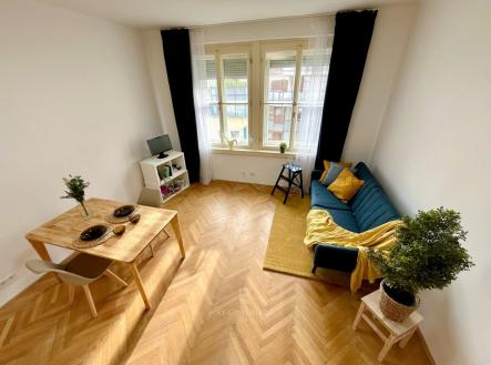 Pronájem bytu, 2+kk, 37 m²