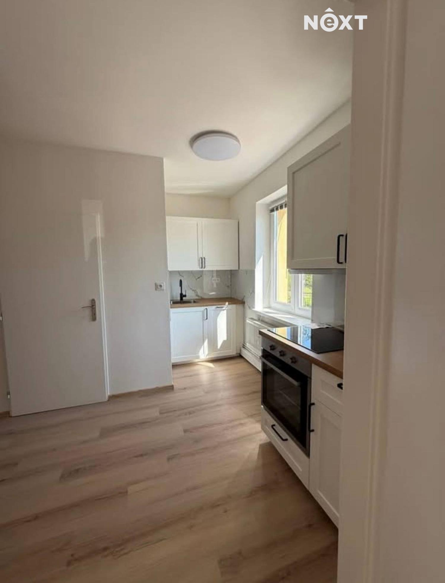 Pronájem byt 2+1, 42㎡