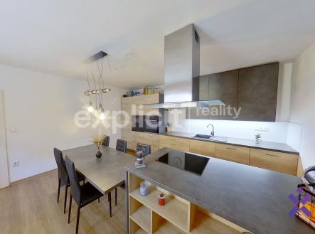 Prodej - dům/vila, 383 m²