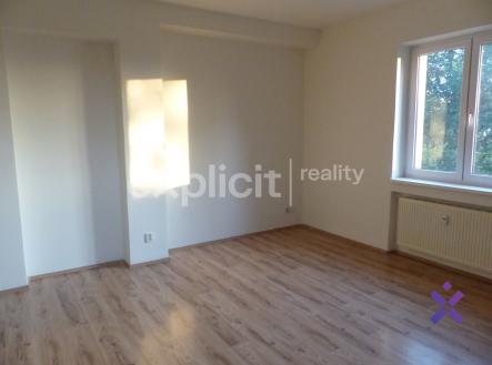 Pronájem bytu, 1+kk, 33 m²