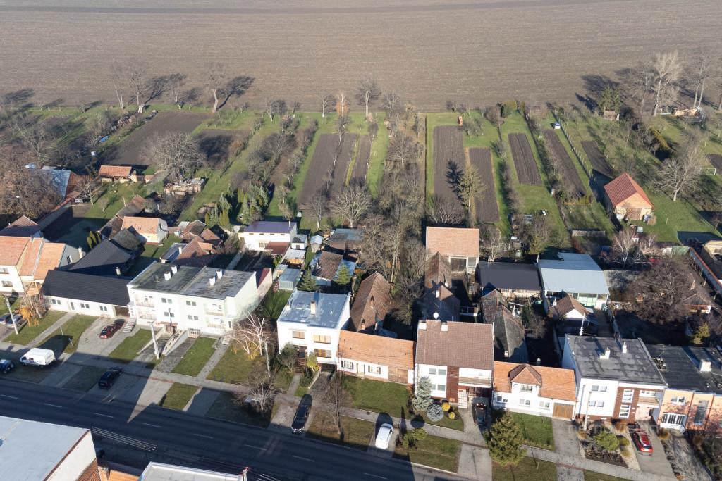 Prodej - pozemek pro bydlení, 1 683 m²